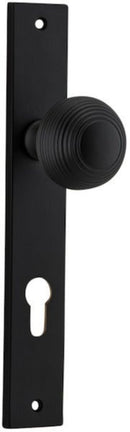 Iver Guildford Door Knob On Rectangular Backplate - primehardware