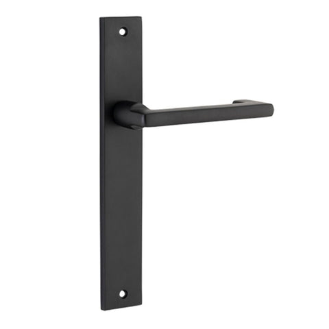 Iver Baltimore Return Door Lever on Rectangular Backplate | Passage Lever Set Only | 7 Finishes - Matt Black