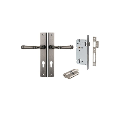 Iver Verona Door Lever Handle On Rectangular Backplate - primehardware