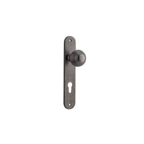 IVER Guildford Door Knob On Oval Backplate | Entrance Lever Set Only | 9 Finishes - Distressed Nickel
