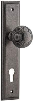 Iver Guildford Door Knob On Stepped Backplate - primehardware