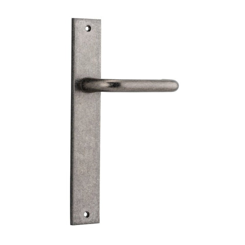 Iver Oslo Lever Door Handle On Rectangular Backplate - primehardware