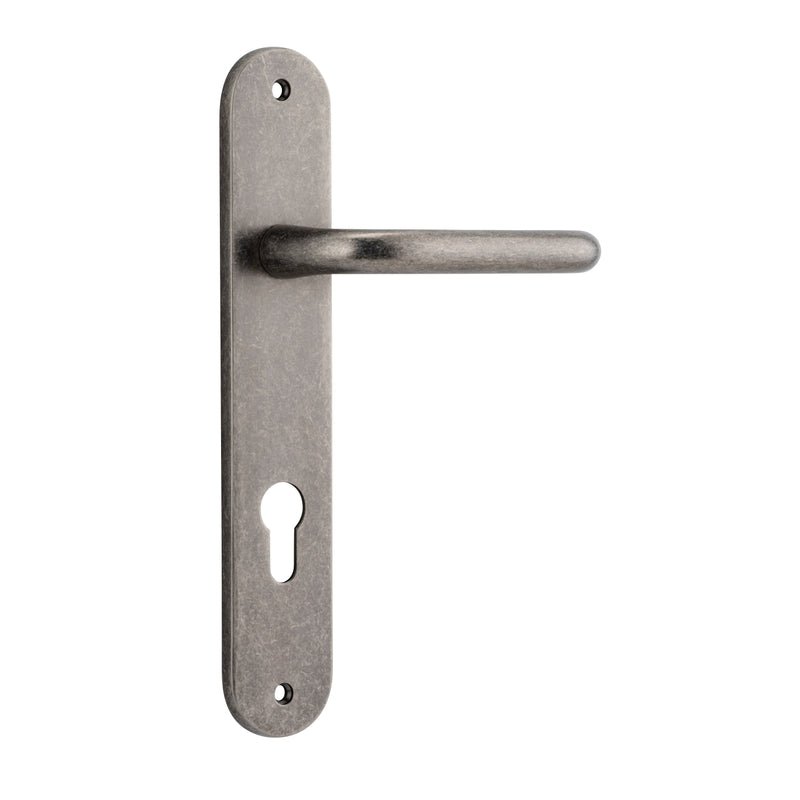 Iver Oslo Lever Door Handle On Oval Backplate - primehardware