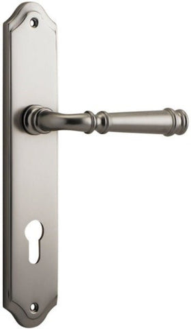 IVER Verona Door Lever Handle On Shouldered Backplate | Entrance Lever Set Only | 9 Finishes - Satin Nickel
