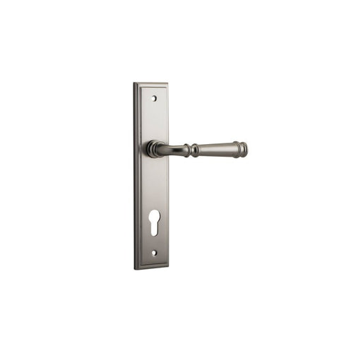 IVER Verona Door Lever Handle On Stepped Backplate | Entrance Kit (Key/Key) | 9 Finishes - lifestyle