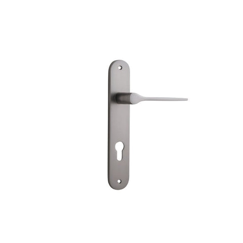 IVER Como Door Lever Handle On Oval Backplate | Entrance Lever Set Only | 7 Finishes - Satin Nickel