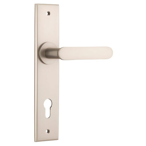 IVER Bronte Door Lever Handle On Chamfered Backplate | Entrance Lever Set Only | 7 Finishes - Satin Nickel