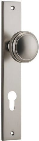 IVER Paddington Door Knob On Rectangular Backplate | Entrance Lever Set Only | 9 Finishes - Satin Nickel