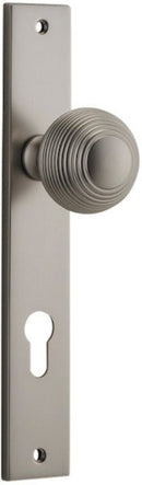 IVER Guildford Door Knob On Rectangular Backplate | Entrance Lever Set Only | 9 Finishes - Satin Nickel