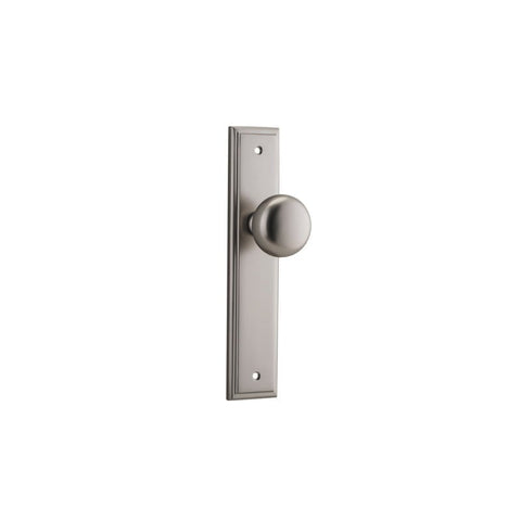 IVER Cambridge Door Knob On Stepped Backplate | Passage Lever Set Only | 9 Finishes - Satin Nickel