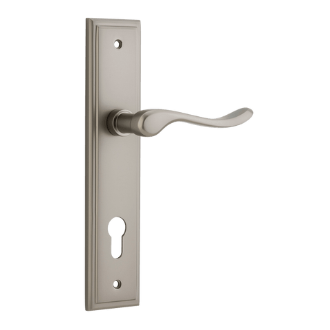 IVER Stirling Door Lever Handle On Stepped Backplate | Entrance Lever Set Only | 8 Finishes - Satin Nickel