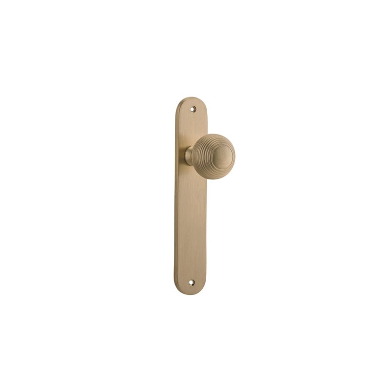 IVER Guildford Door Knob On Oval Backplate | Passage Lever Set Only | 9 Finishes - Brushed Brass
