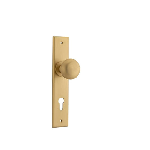 IVER Cambridge Door Knob On Chamfered Backplate | Entrance Lever Set Only | 9 Finishes - Brushed Brass