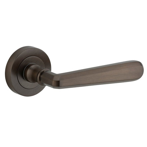 Iver Copenhagen Door Lever Handle On Round Rose - primehardware