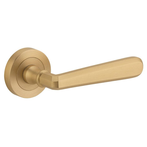 Iver Copenhagen Door Lever Handle On Round Rose - primehardware