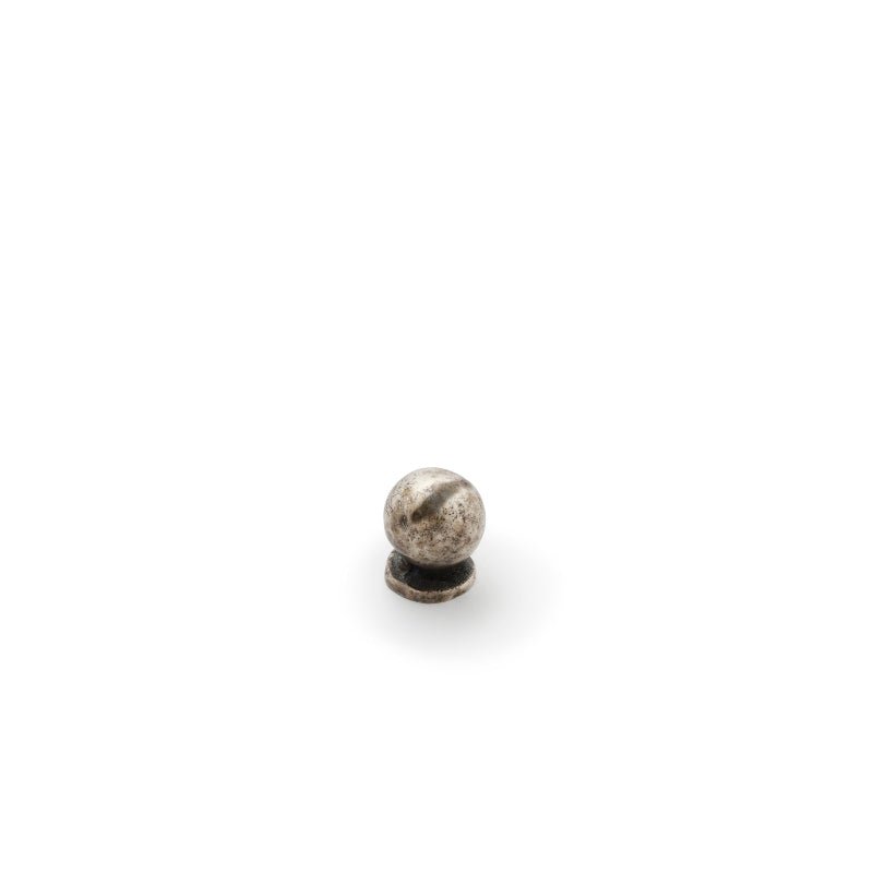 Castella Linea Italiana Ball Knob