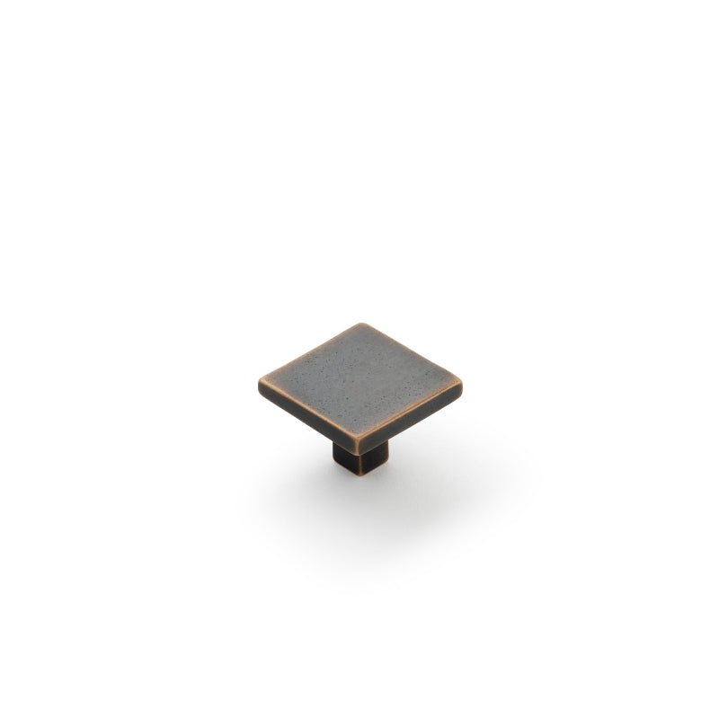 Castella Linea Italiana Square Knob