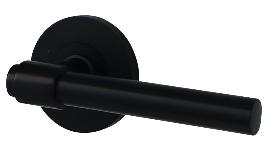 Builders Choice 63mm Matt Black All-In-One Passage & Privacy Lever Set - primehardware
