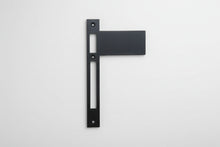 AUSTYLE Extended Striker Plate Roller Lock Matt Black 125mm  59842
