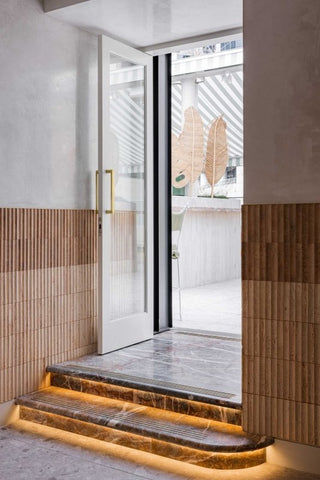 Duke Pull Handle  Elegant design available in three sizes