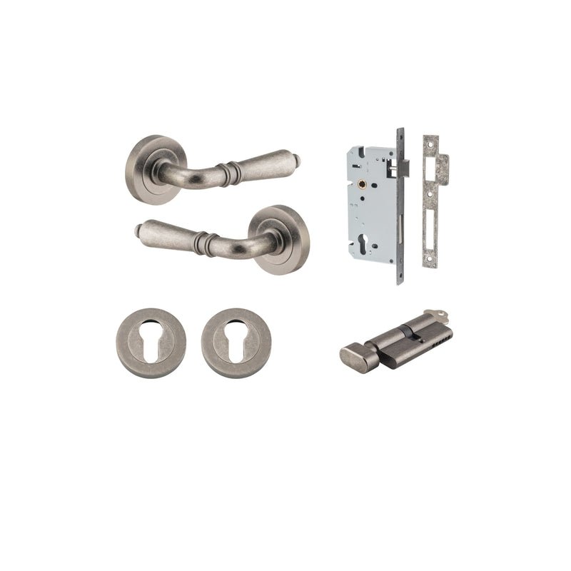 Iver Sarlat Door Lever Handle On Round Rose - primehardware