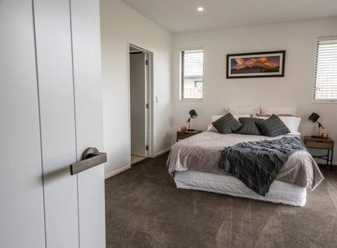 Zanda Boston – Graphite Nickel - primehardware