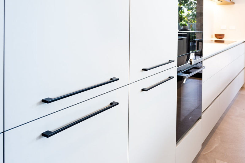 ZANDA MARCO CABINET HANDLE - Brushed Nickel/Matt Black