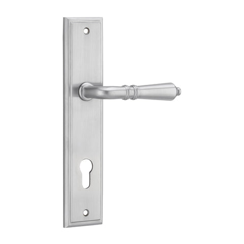 IVER Sarlat Door Lever Handle On Stepped Backplate | Entrance Lever Set Only | 10 Finishes - Brushed Chrome