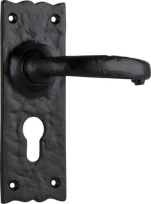 Tradco Gloucester Lever Door Handle on Rectangular Backplate | Matt Black