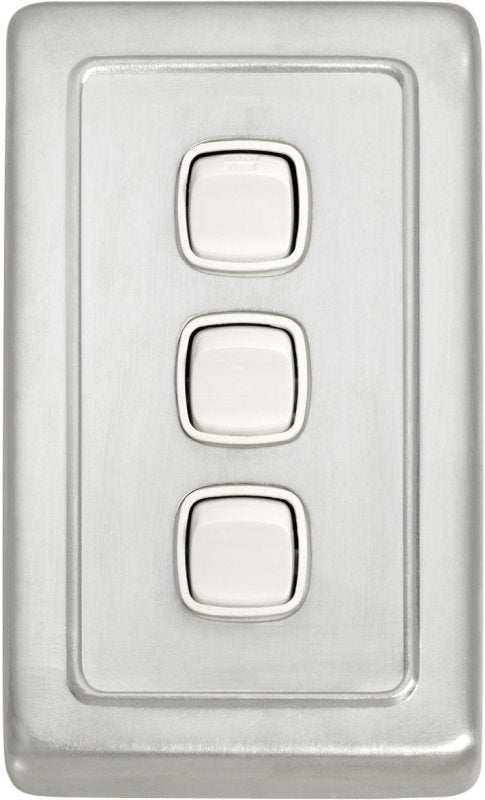 TRADCO SWITCH ROCKER 3 GANG 72X115MM
