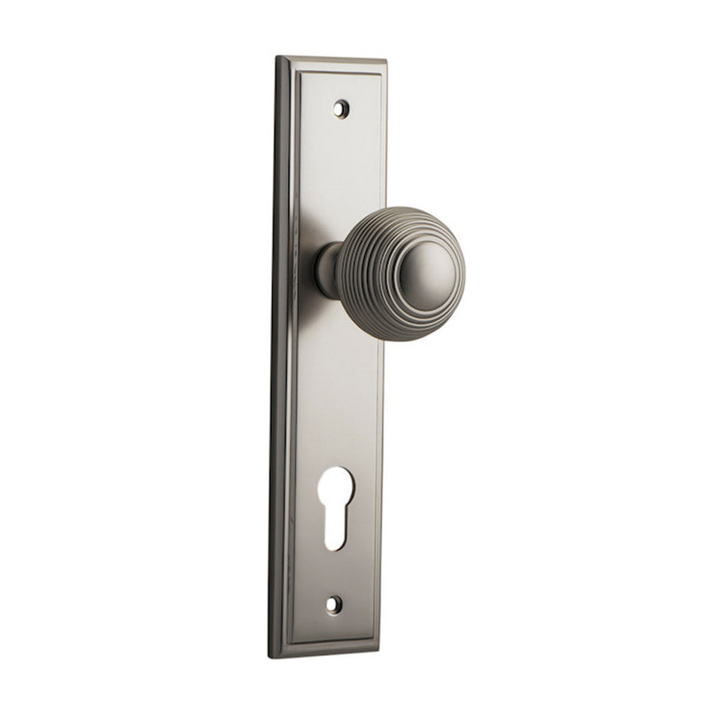 IVER GUILDFORD DOOR KNOB ON STEPPED BACKPLATE SATIN NICKEL - CUSTOMISE TO YOUR NEEDS