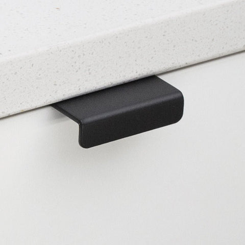 KETHY DL2132 CABINET MODENA HORIZONTAL EDGE PULL 100MM