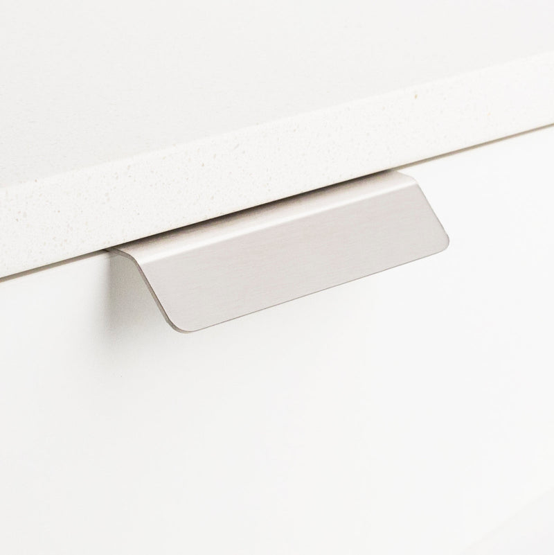 KETHY DL370 CABINET STRAIGHT EDGE PULL 64MM